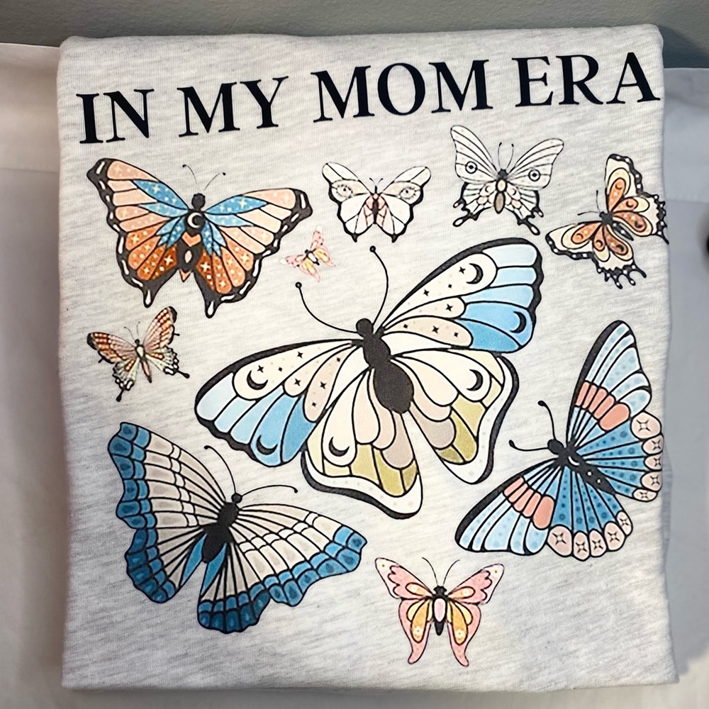IN MY MOM ERA T-Shirt